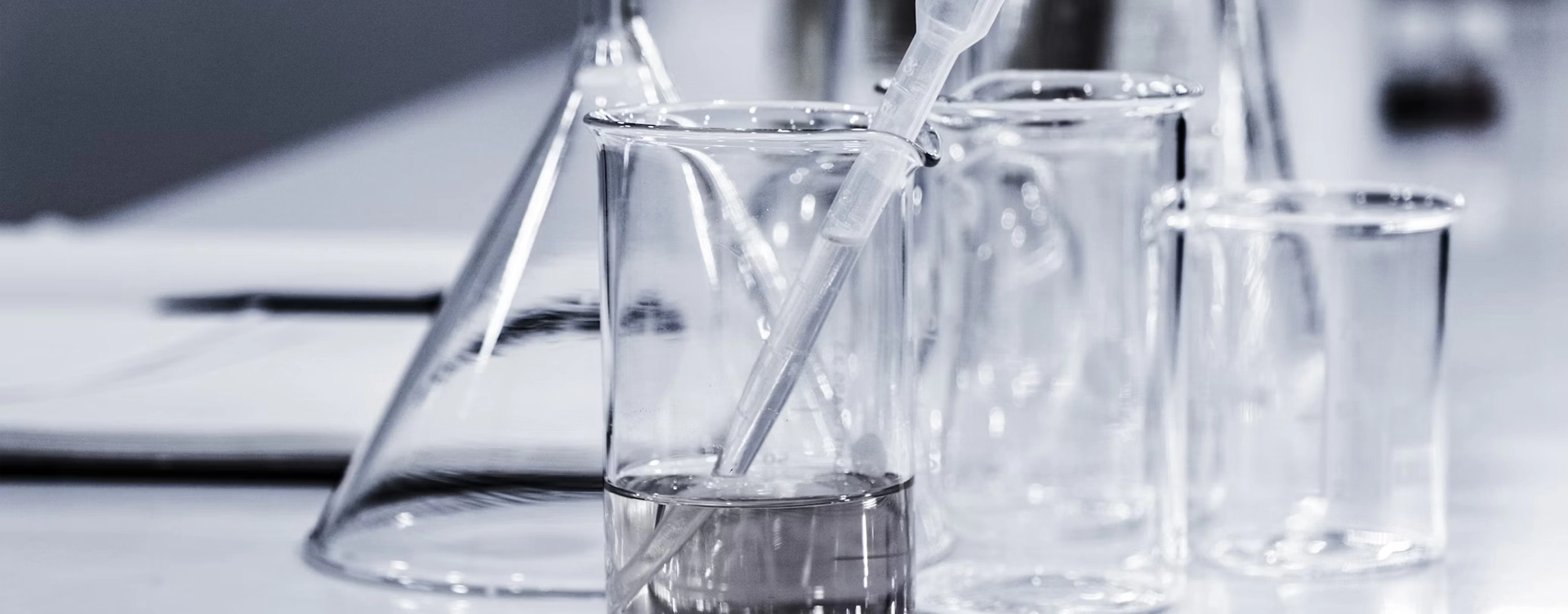 Sistemas integrados de aquecimento e refrigera&ccedil;&atilde;o industrial para f&aacute;bricas inteligentes modernas.